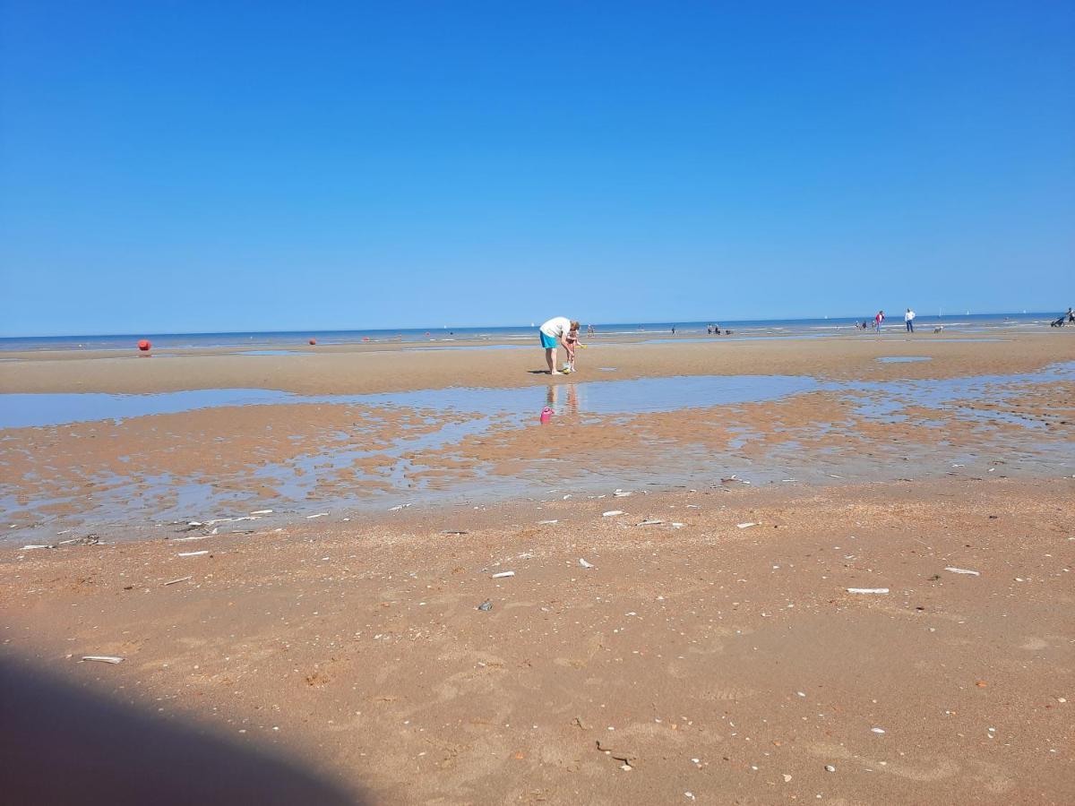Zeezicht Sibeac Koksijde Apartment Luaran gambar